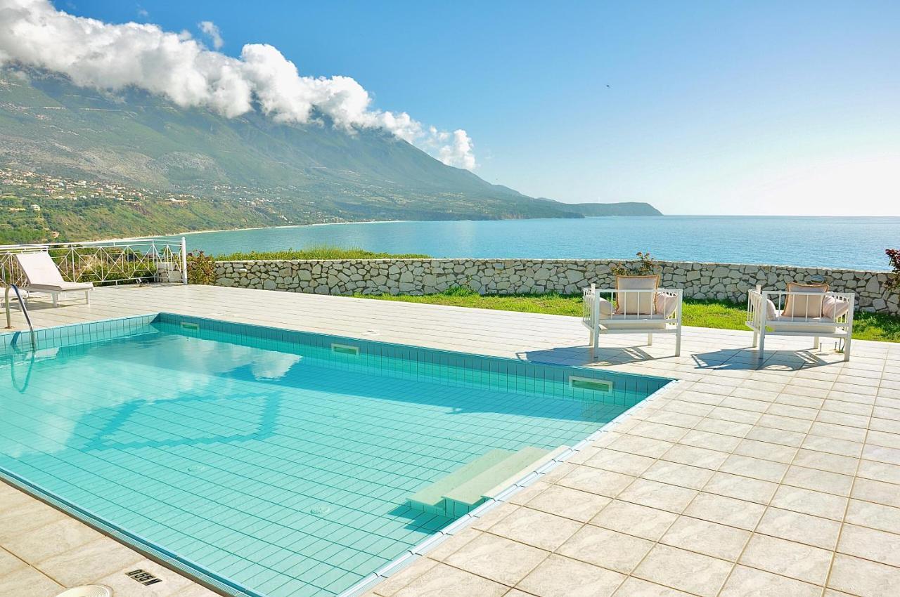 Seafront Villa Kefaloniaprivatevillas ตราเปซากิ ภายนอก รูปภาพ