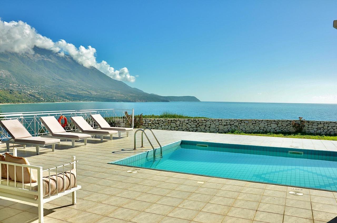 Seafront Villa Kefaloniaprivatevillas ตราเปซากิ ภายนอก รูปภาพ